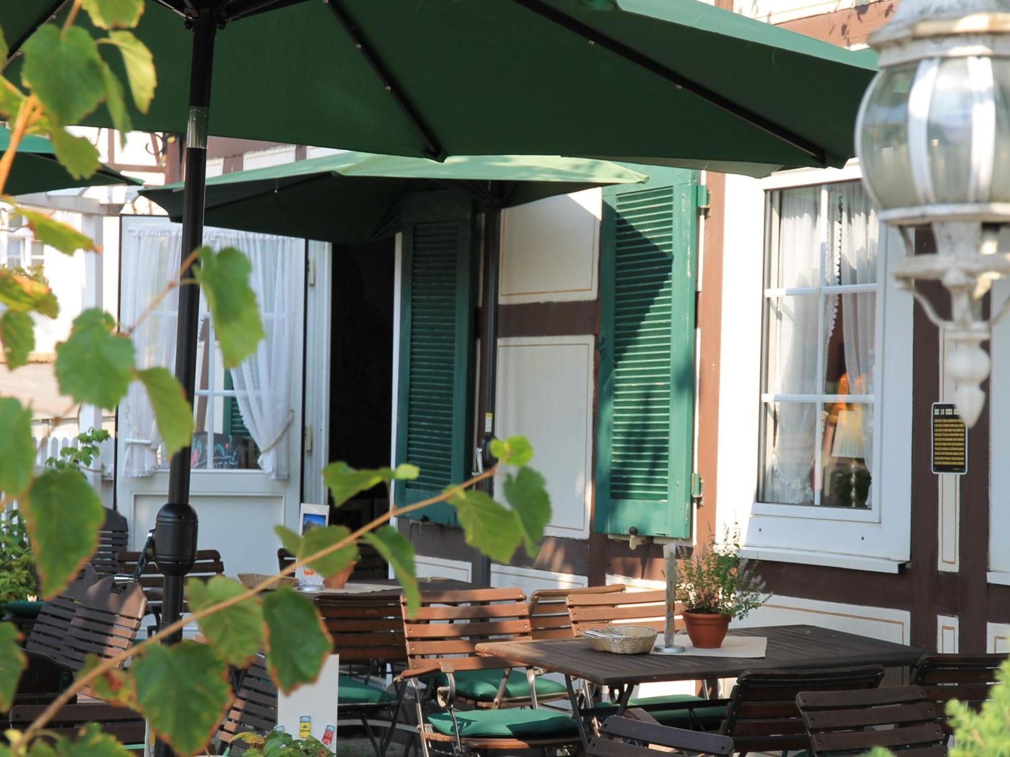 Landgasthof & Landhaus Hofmeister Diemelsee エクステリア 写真