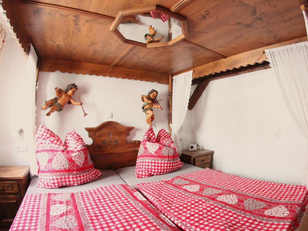 Landgasthof & Landhaus Hofmeister Diemelsee エクステリア 写真